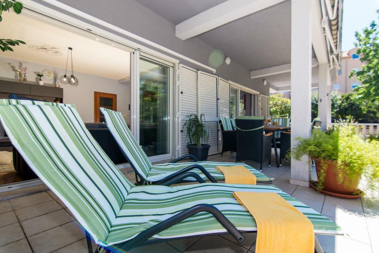 Flora Apartment Trogir Exterior foto