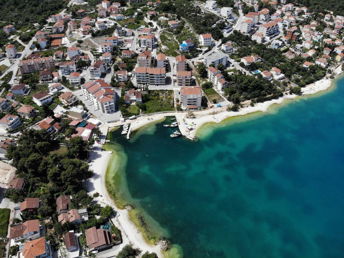 Flora Apartment Trogir Exterior foto