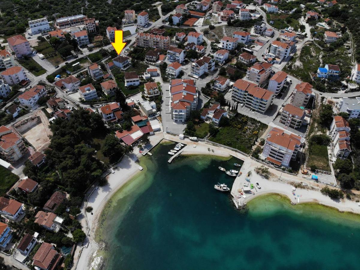 Flora Apartment Trogir Exterior foto